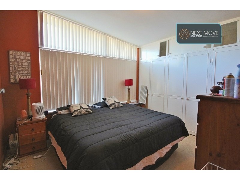 16 Caple St, Willagee WA 6156