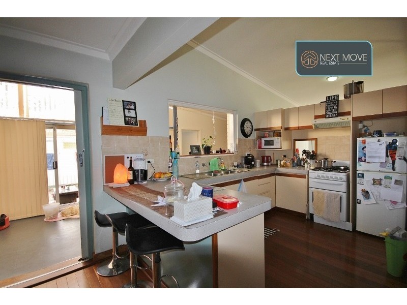 16 Caple St, Willagee WA 6156