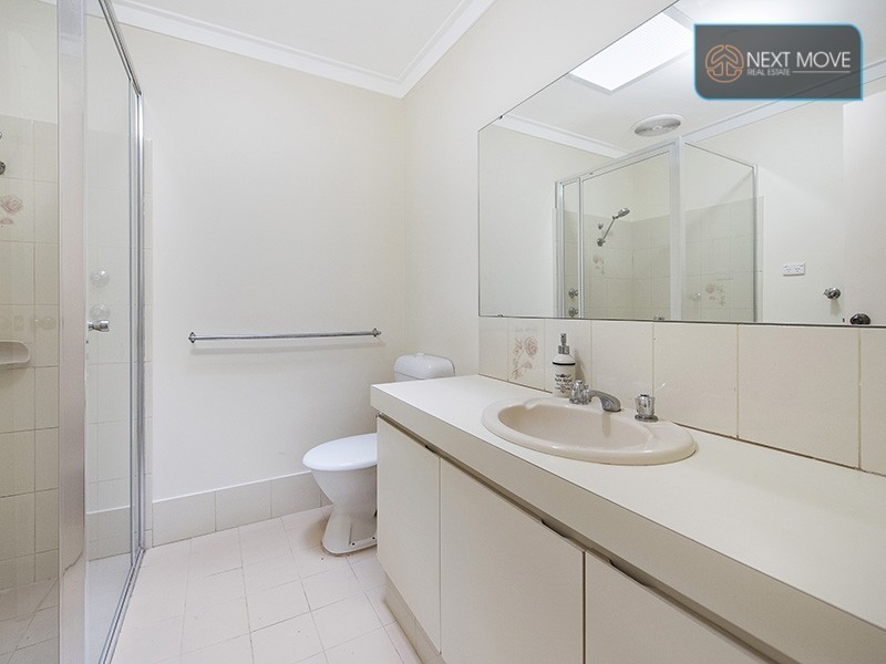 23/35 Winnacott St, Willagee WA 6156