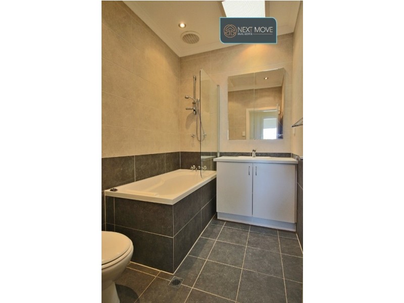 8 Jackman St, Willagee WA 6156