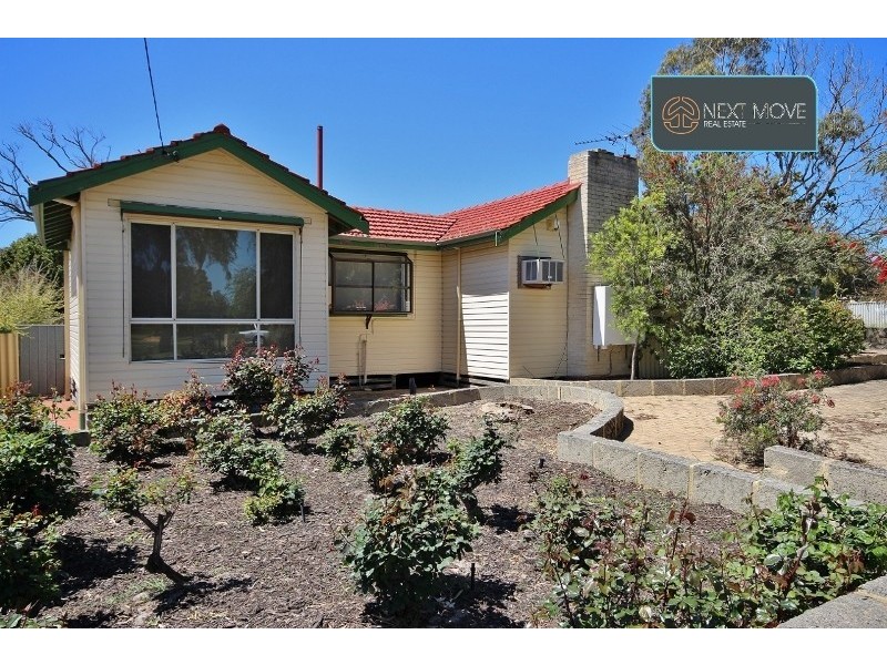 31 Worley St, Willagee WA 6156