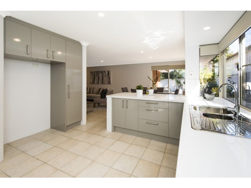 21 Simpson Street, Applecross WA 6153