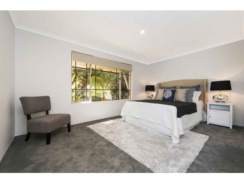 21 Simpson Street, Applecross WA 6153