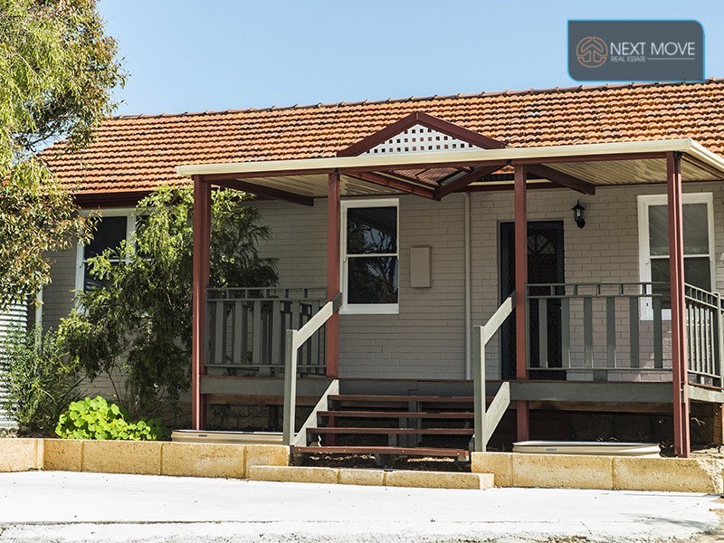 6 Stacey St, Willagee WA 6156
