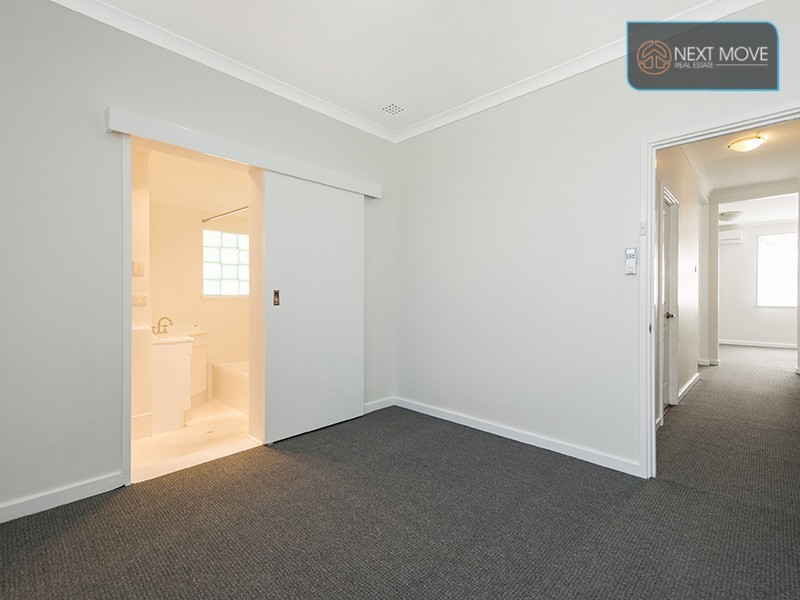 6 Stacey St, Willagee WA 6156
