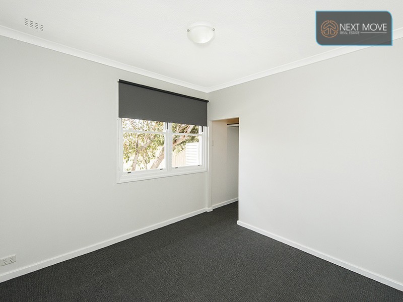 6 Stacey St, Willagee WA 6156