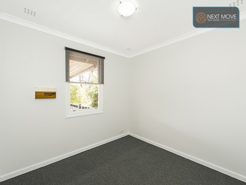 6 Stacey St, Willagee WA 6156
