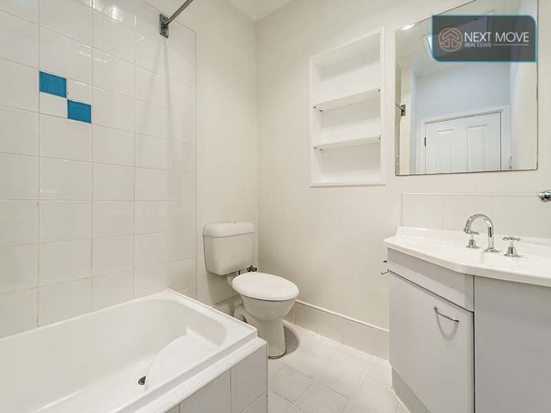 6 Stacey St, Willagee WA 6156