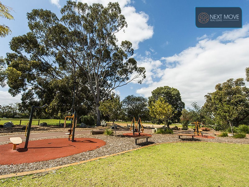 6 Stacey St, Willagee WA 6156