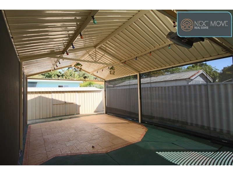 8 Moorhouse Street, Willagee WA 6156