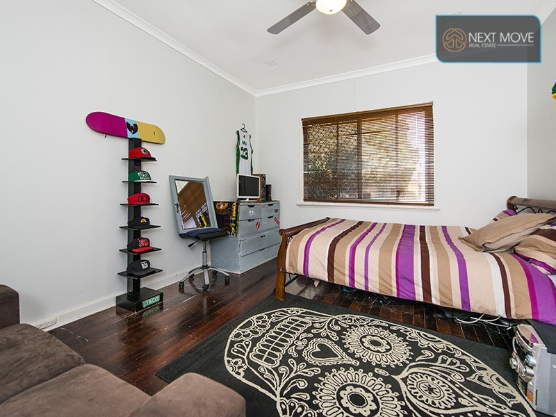 12 Ellison St, Willagee WA 6156