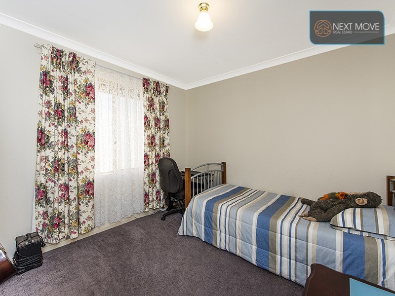 5 Songlark Place, Huntingdale WA 6110