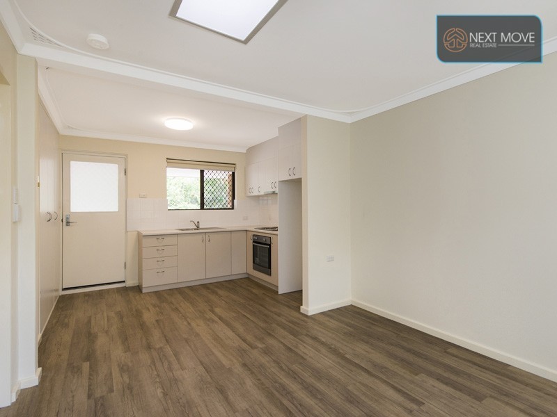 24/2 Yallambee Village, Fenton St, Mundaring WA 6073