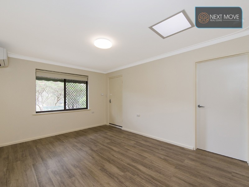 24/2 Yallambee Village, Fenton St, Mundaring WA 6073