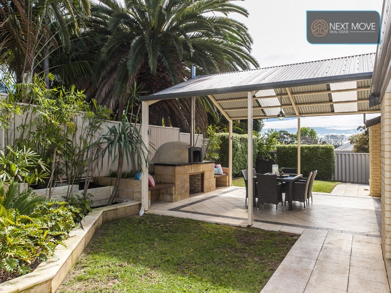 16A Caple St, Willagee WA 6156