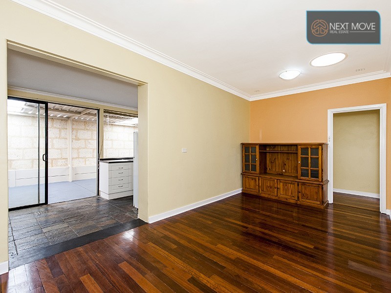2 Wheyland St, Willagee WA 6156