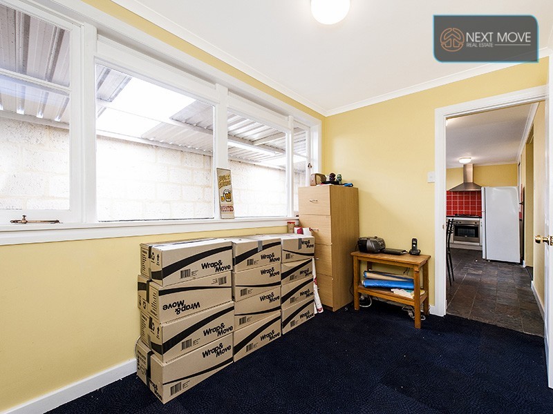 2 Wheyland St, Willagee WA 6156
