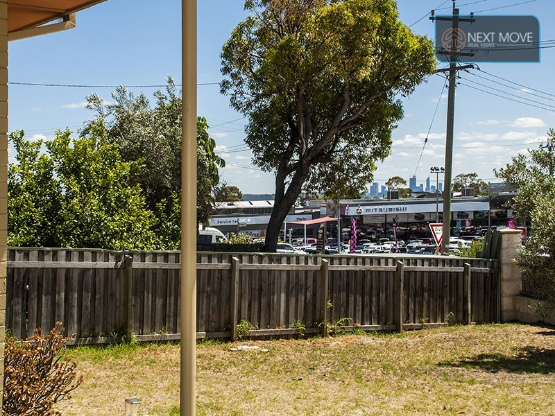 2 Wheyland St, Willagee WA 6156