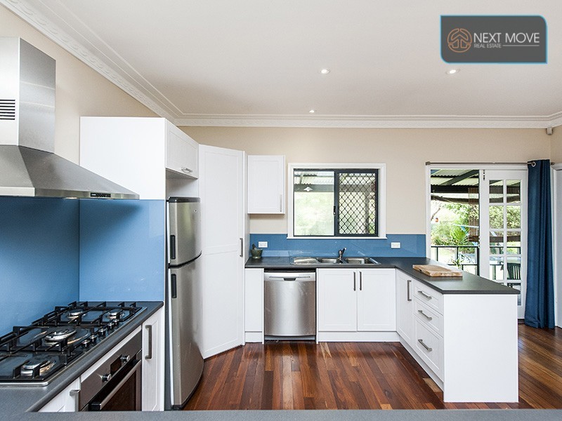 8 Dunford St, Willagee WA 6156