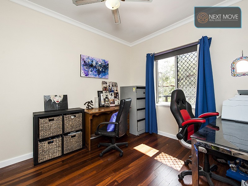 8 Dunford St, Willagee WA 6156