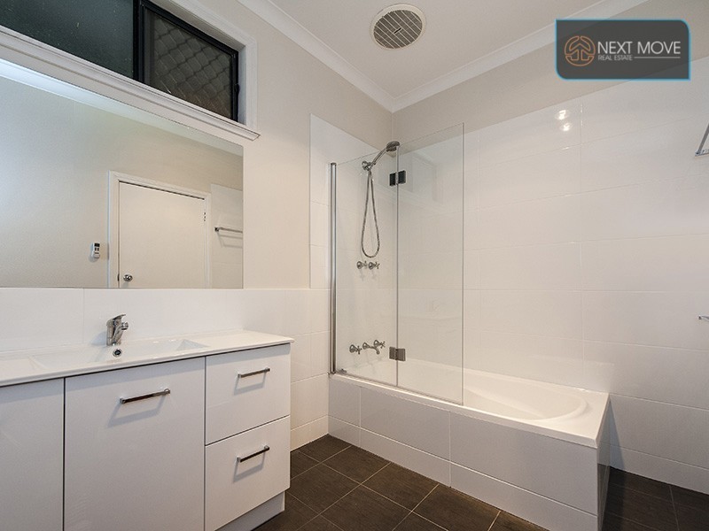 8 Dunford St, Willagee WA 6156