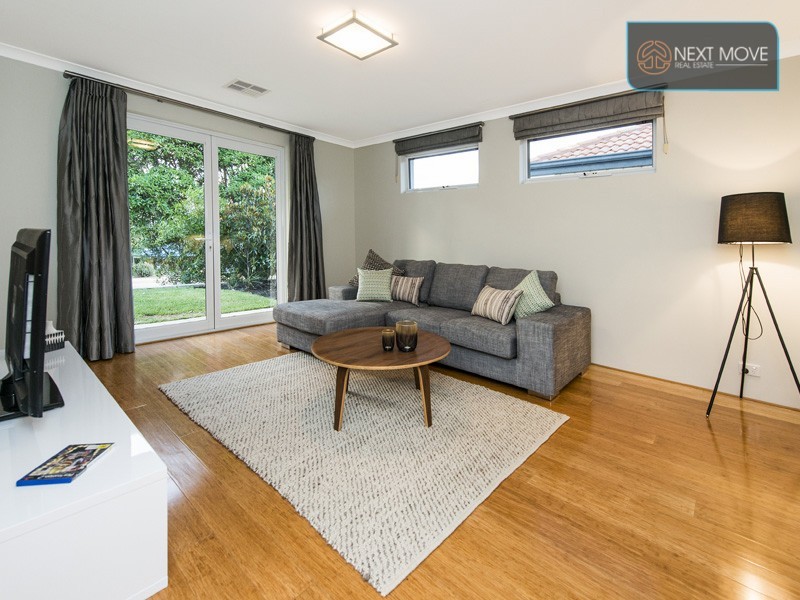 25 Keppell St, Willagee WA 6156