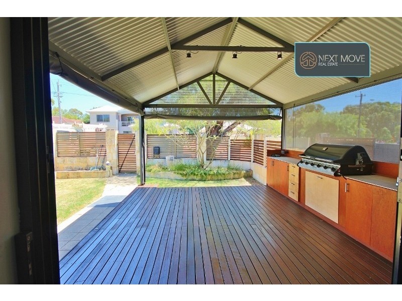 25 Archibald St, Willagee WA 6156
