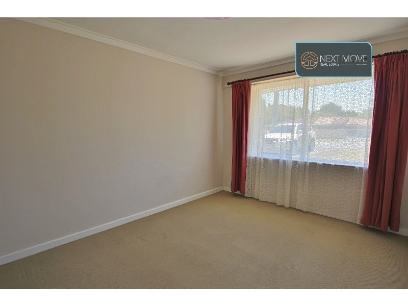 5 Kurrajong Rd, Camillo WA 6111