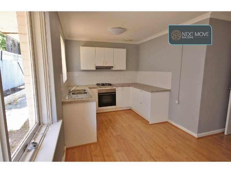 5 Kurrajong Rd, Camillo WA 6111