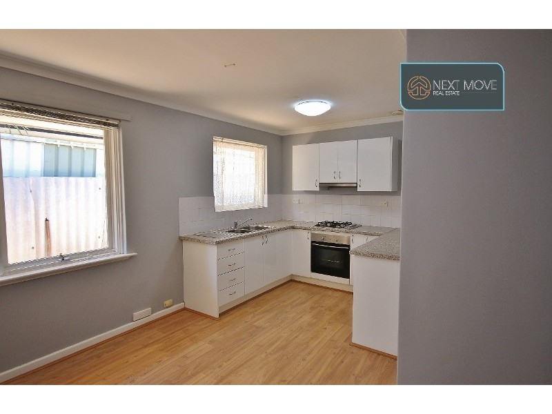 5 Kurrajong Rd, Camillo WA 6111