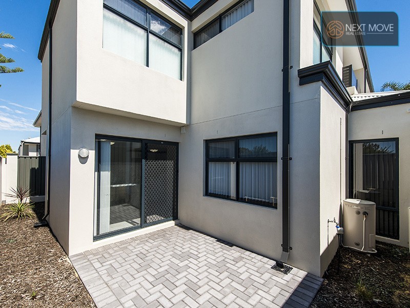 2/22 Edeline St, Spearwood WA 6163