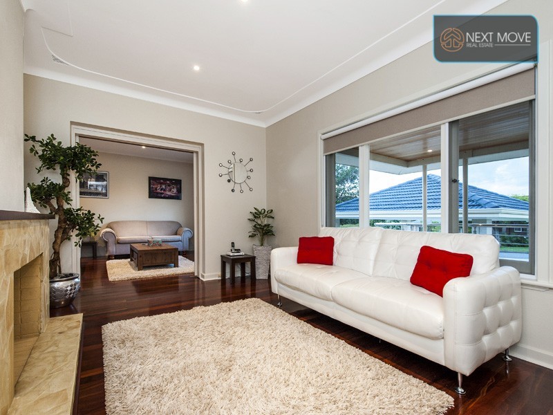 10 Jackman St, Willagee WA 6156