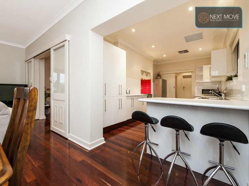 10 Jackman St, Willagee WA 6156