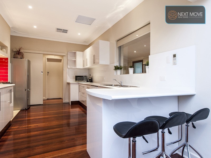 10 Jackman St, Willagee WA 6156