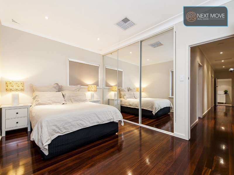 10 Jackman St, Willagee WA 6156