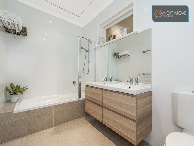 10 Jackman St, Willagee WA 6156