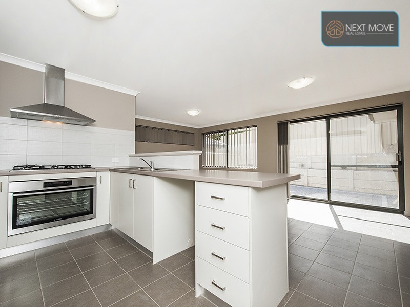 2/22 Dearle St, Hamilton Hill WA 6163