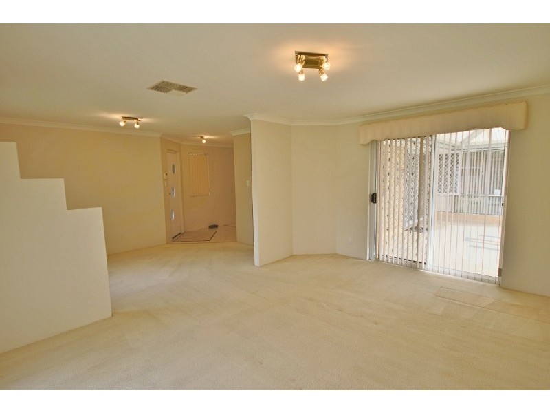 18A Raymond St, Mount Pleasant WA 6153