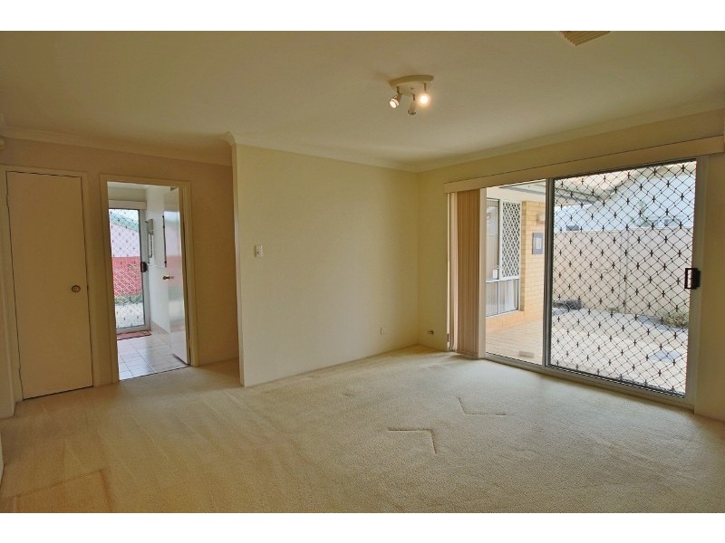 18A Raymond St, Mount Pleasant WA 6153