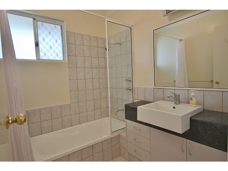 18A Raymond St, Mount Pleasant WA 6153