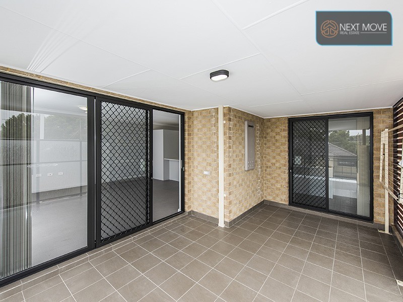 8/4 McKimmie Rd, Palmyra WA 6157