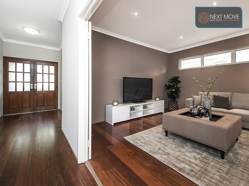 13 Dunford St, Willagee WA 6156