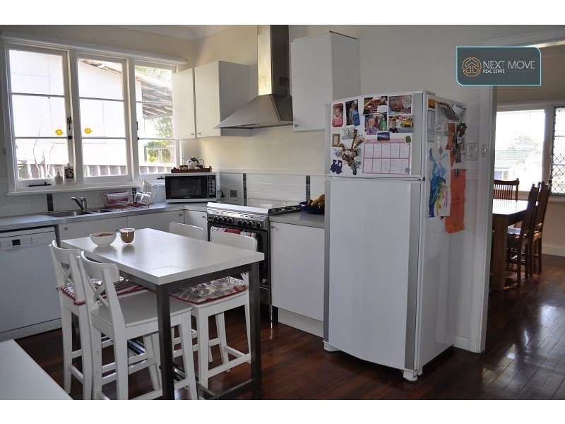 16 Finney St, Willagee WA 6156