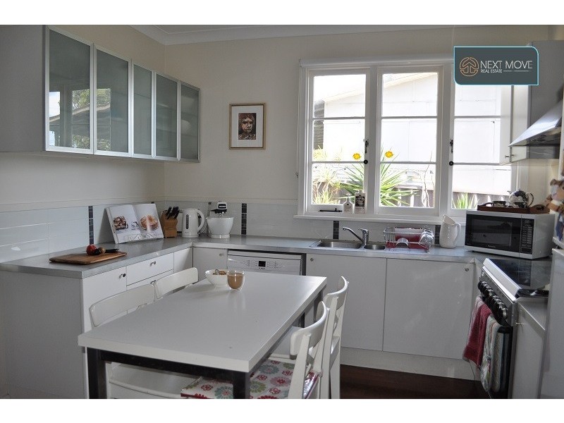16 Finney St, Willagee WA 6156