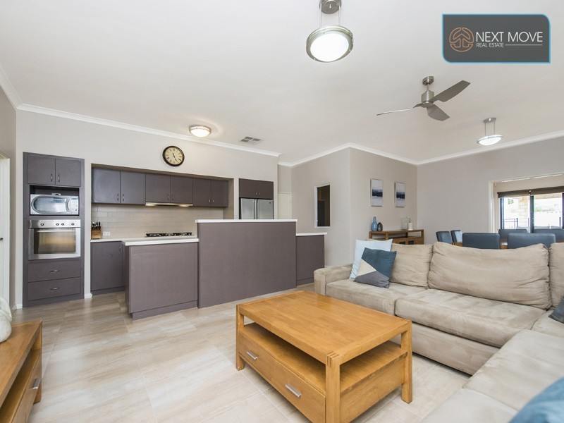 26 Cummins St, Willagee WA 6156