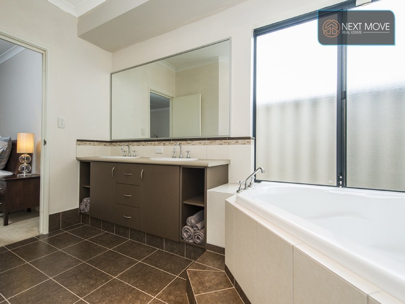 26 Cummins St, Willagee WA 6156