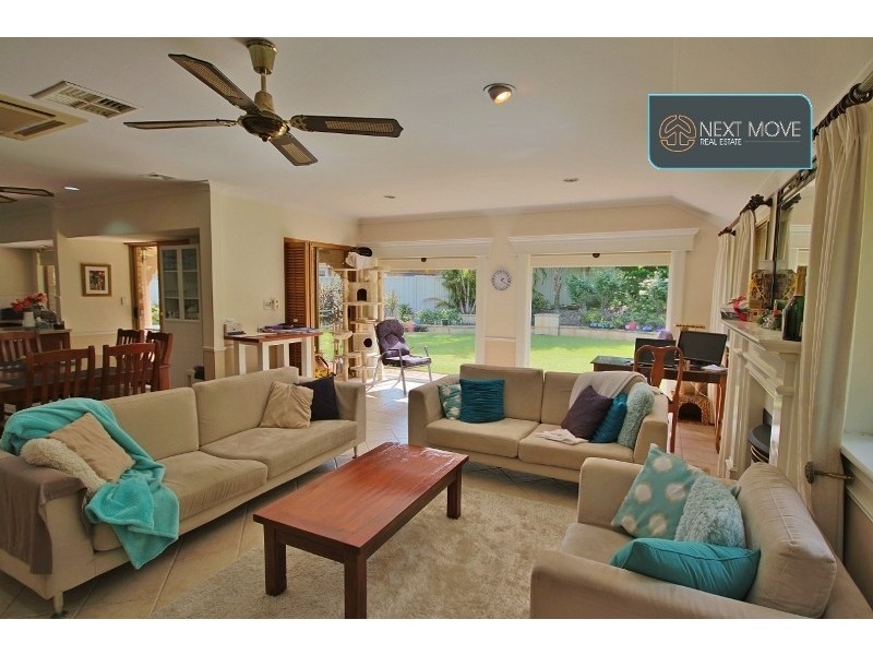 3 Saw Ct, Booragoon WA 6154