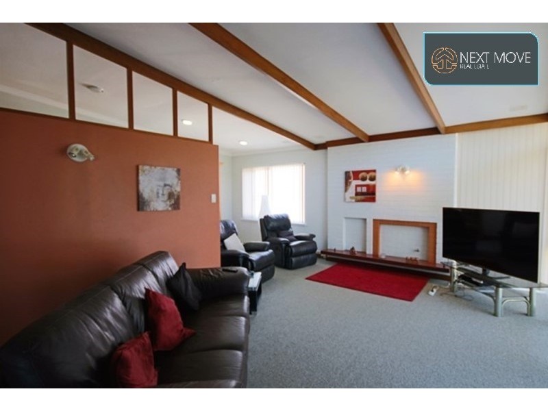 16 Caple St, Willagee WA 6156