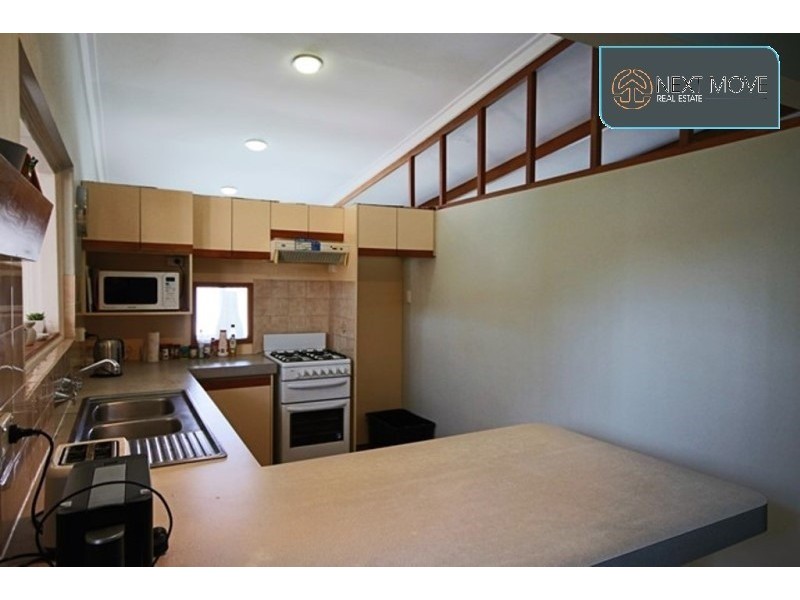 16 Caple St, Willagee WA 6156