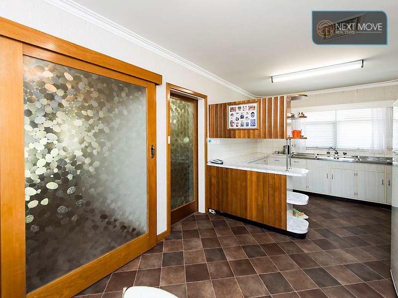 113 Leach Highway, Willagee WA 6156